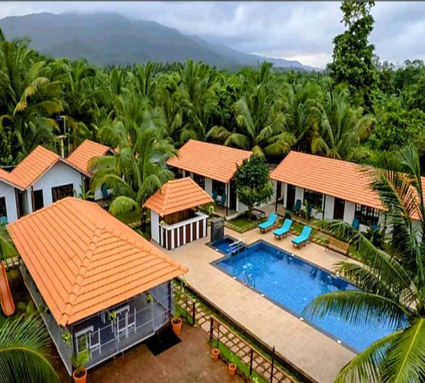 Luxury cottage resort near Palolem with swimming pool and family cottages in Canacona Goa